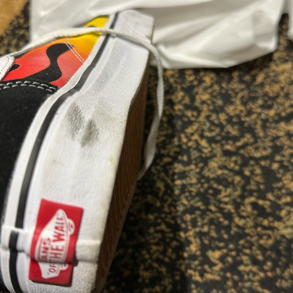 VANS - - Picture 3 of 5